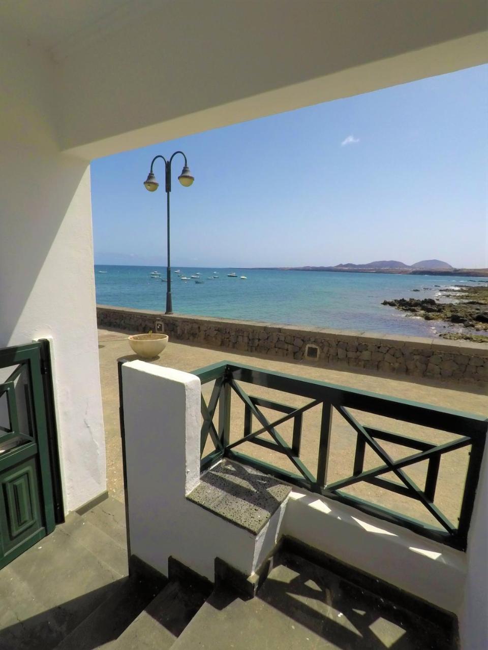 Casa Del Muelle Appartement Arrieta  Buitenkant foto